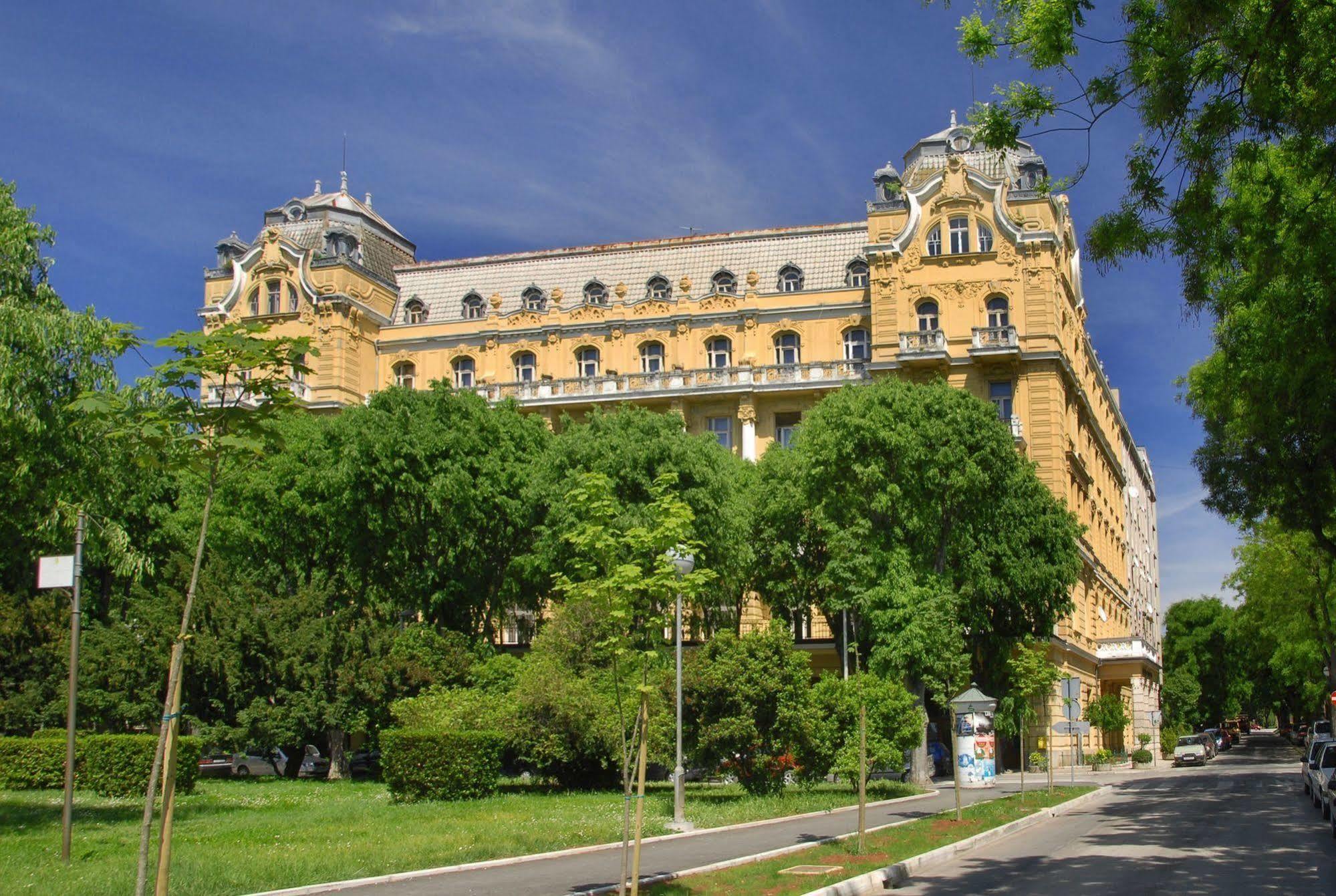 PUY Guest House Hotel Riviera מראה חיצוני תמונה
