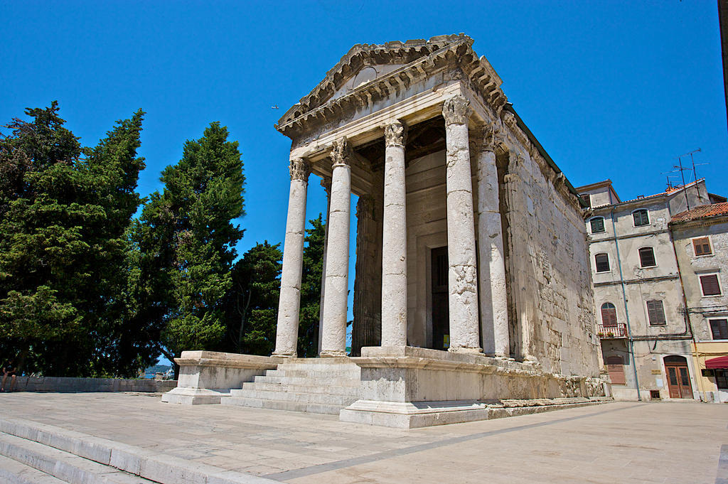 PUY Guest House Hotel Riviera מראה חיצוני תמונה